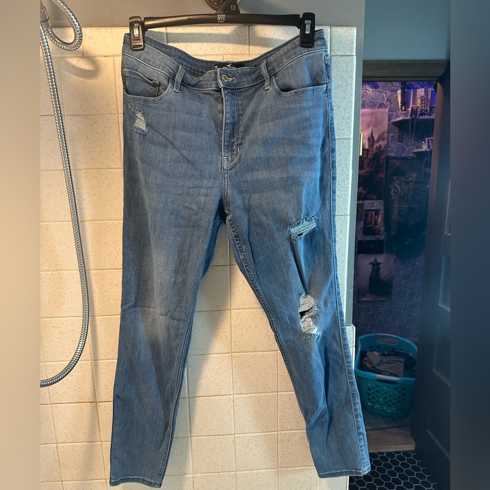 Hollister Blue Distressed Women Jeans